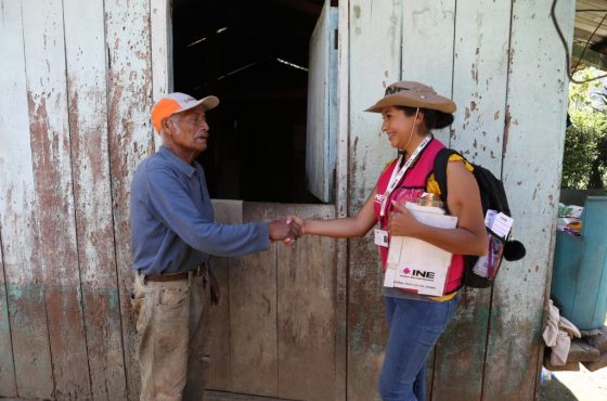 Trabajo de Capacitadores Electorales en Veracruz