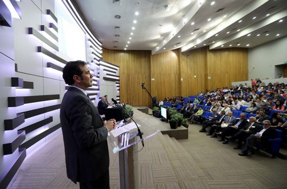 Conferencia Magistral