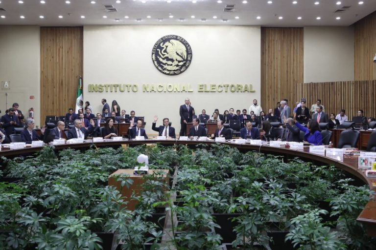 Sesión Extraordinaria del Consejo General.