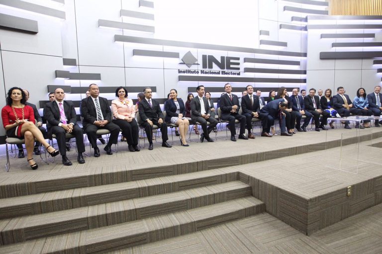 Firma de Convenio de Coordinación  y Colaboración INE-OPLES