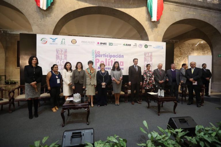 Seminario "La participación política de las mujeres rurales" .