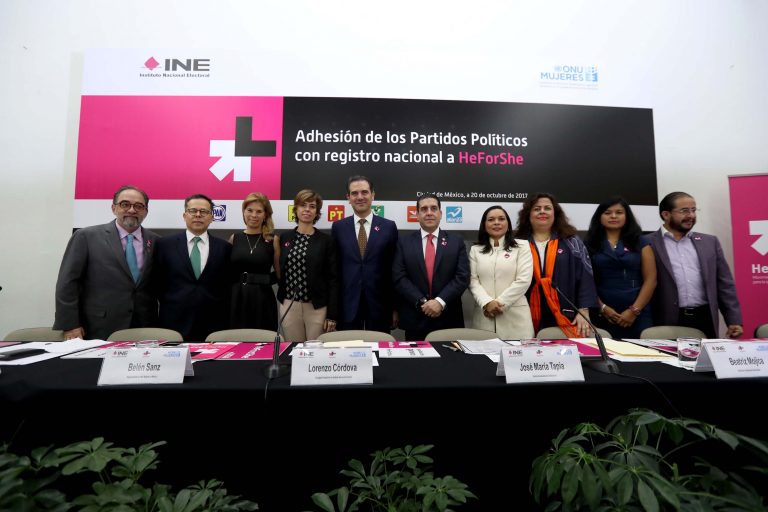 Firma de Adhesión de Partidos Políticos Nacionales  a la Campaña HeForShe.