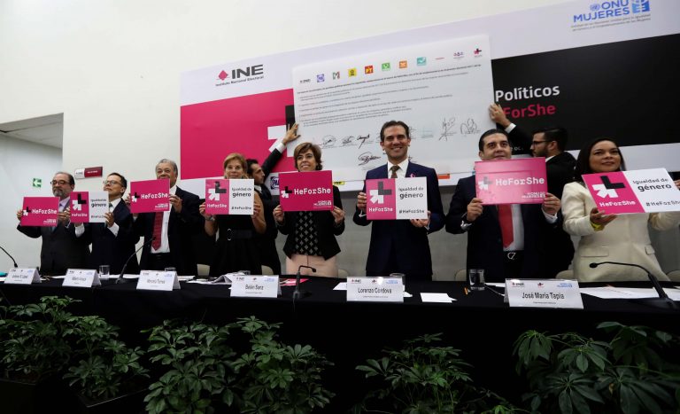Firma de Adhesión de Partidos Políticos Nacionales  a la Campaña HeForShe.
