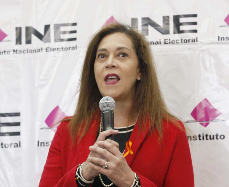 Adriana Favela Herrera Consejera Electoral e Integrante de la Temporal para el Fortalecimiento de la Igualdad de Género y No Discriminación en la Participación Política en el Marco del Proceso Electoral 2017-2018.