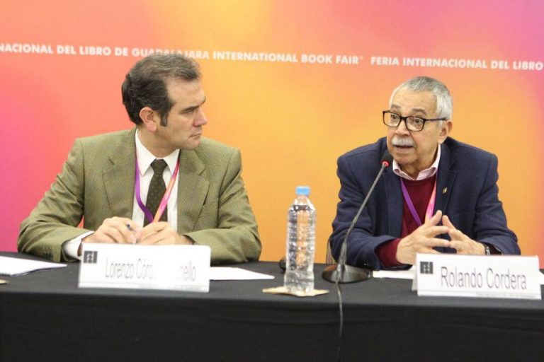 Lorenzo Córdova Vianello Consejero Presidente del INE, Rolando Cordera Campos  Facultad de Economía de la UNAM.