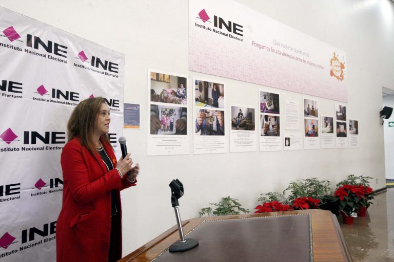 Adriana Favela Herrera Consejera Electoral e Integrante de la Temporal para el Fortalecimiento de la Igualdad de Género y No Discriminación en la Participación Política en el Marco del Proceso Electoral 2017-2018.