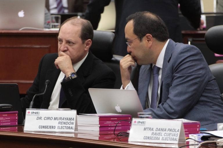 Consejeros Electorales Marco Antonio Baños y Ciro Murayama
