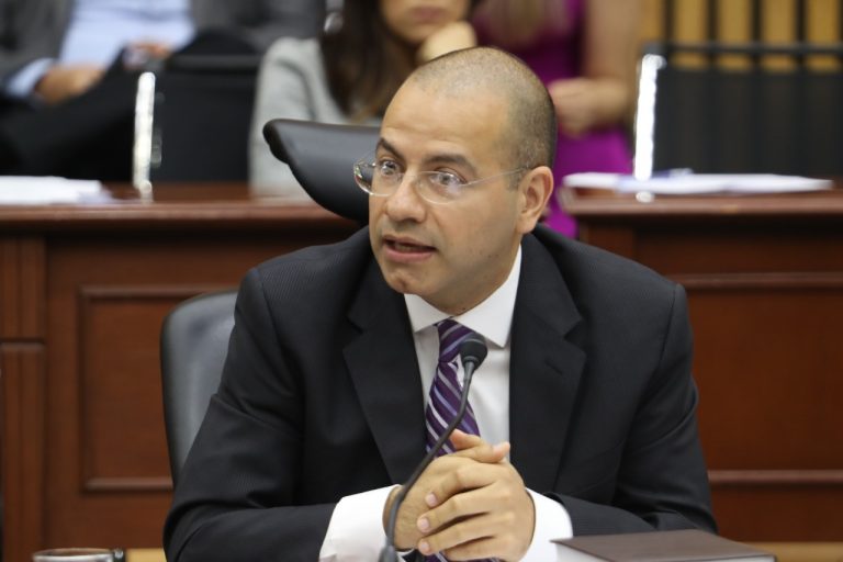 Roberto Ruíz Saldaña, Consejero Electoral.