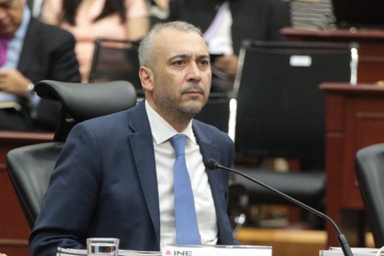 Consejero Electoral Benito Nacif.