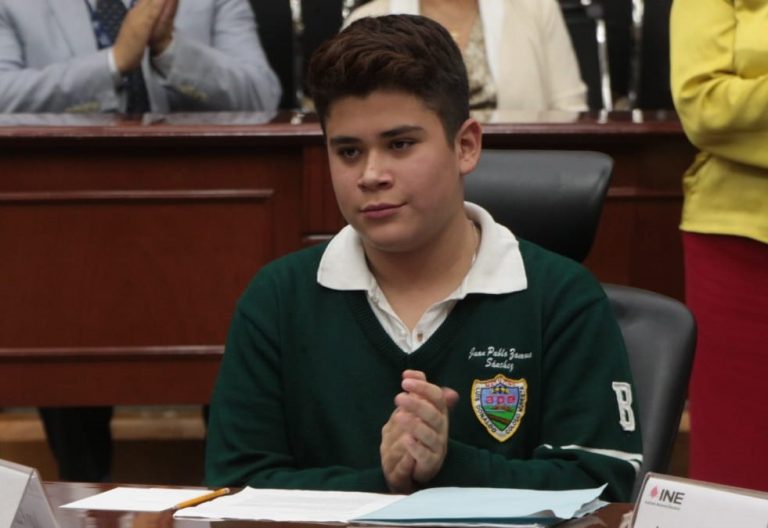 Alumno de secundaria (Consejero electoral)