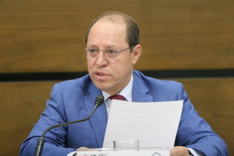 Marco Antonio Baños Martínez, Consejero Electoral y Presidente de la Comisión  del Registro Federal de Electores del INE.