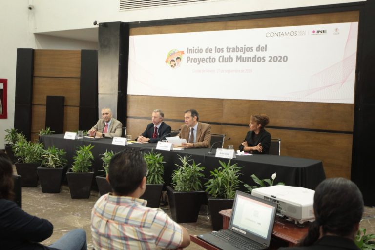 Inicio de los trabajos Proyecto Club Mundos 2020 con Cruz Roja Internacional.