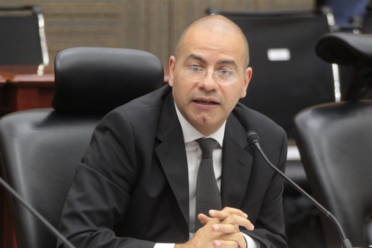 Roberto Ruíz Saldaña, Consejero Electoral.