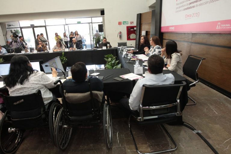 Mesa de trabajo para adoptar una acción afirmativa que garantice a las personas con discapacidad el acceso a candidaturas de elección popular.