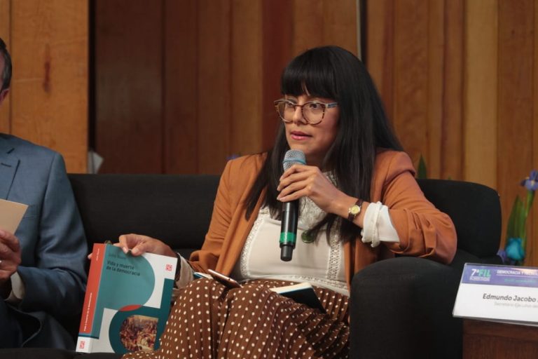 María Guadalupe Salmorán Villar, Investigadora del IIJ-UNAM