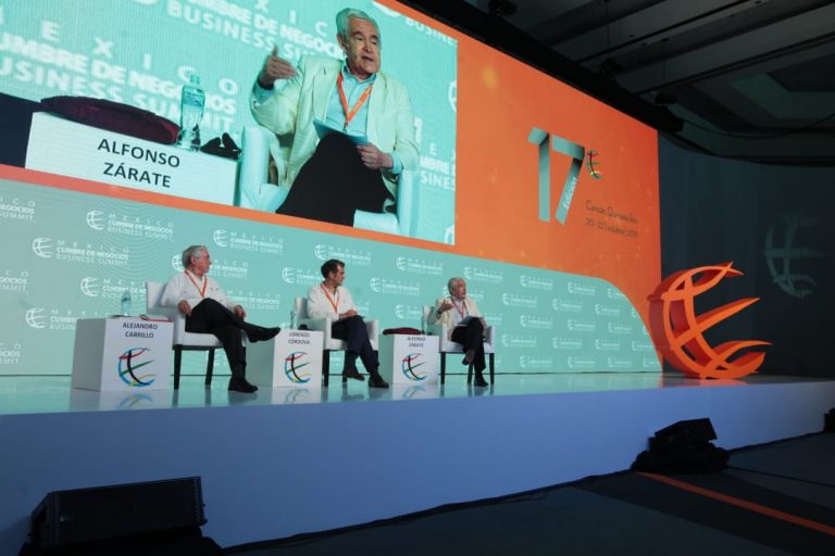 Mesa Consolidación de los procesos electorales a través de la transparencia: ¿Qué se necesita?, en el marco de la 17ª edición de México. Cumbre de Negocios.