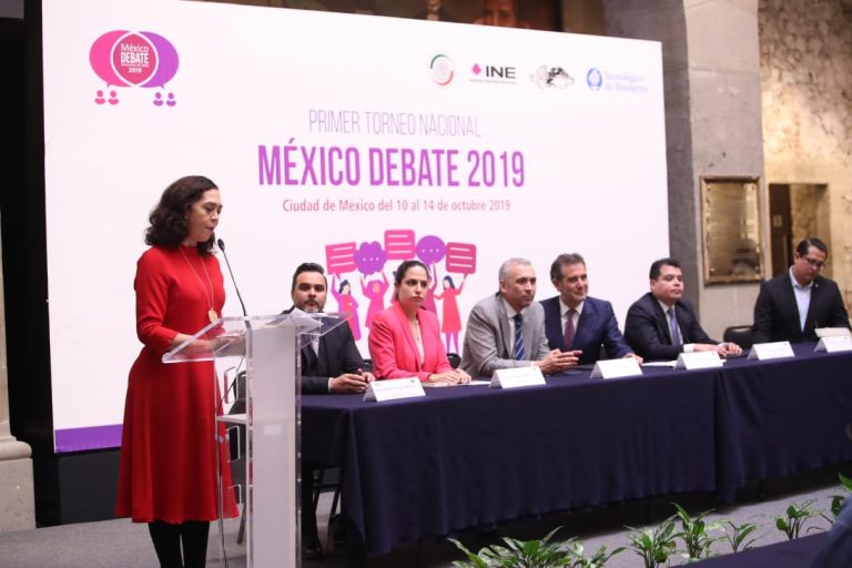 Adriana Favela Herrera, Consejera Electoral del INE en la Clausura del  Primer Torneo Nacional. México Debate 2019.