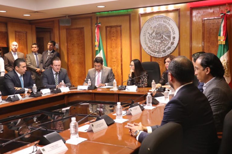 Firma de Convenio de colaboración con los Órganos Internos de Control de los Organismos Constitucionales Autónomos.