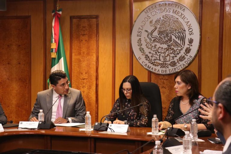 Firma de Convenio de colaboración con los Órganos Internos de Control de los Organismos Constitucionales Autónomos.