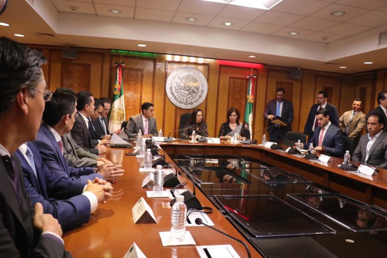 Firma de Convenio de colaboración con los Órganos Internos de Control de los Organismos Constitucionales Autónomos.