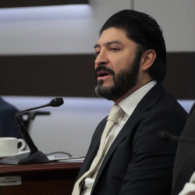 César Astudillo Reyes, Investigador del IIJ de la UNAM.