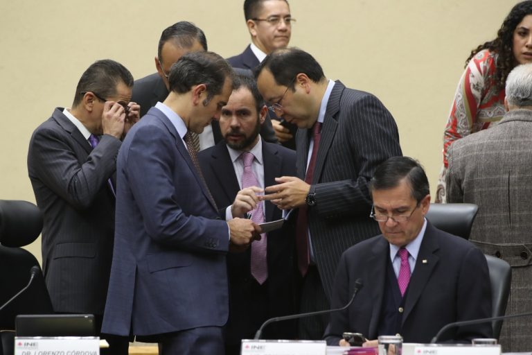 Sesión Extraordinaria del Consejo General del INE.