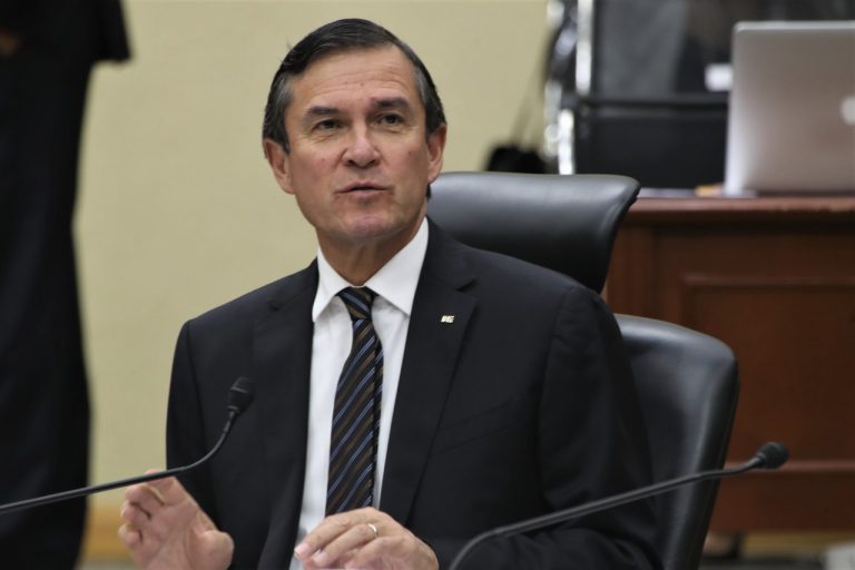 Edmundo Jacobo Molina, Secretario Ejecutivo.