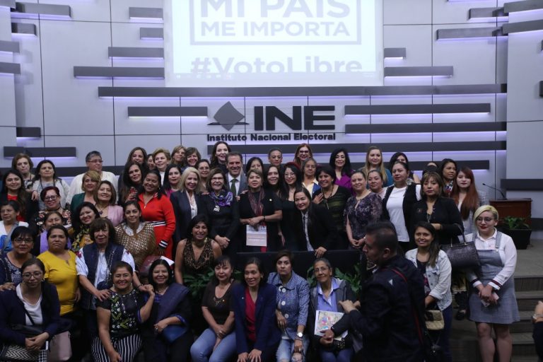 Conversatorio con la Dra. Marcela Lagarde y de los Ríos "La violencia feminicida y el feminicidio".