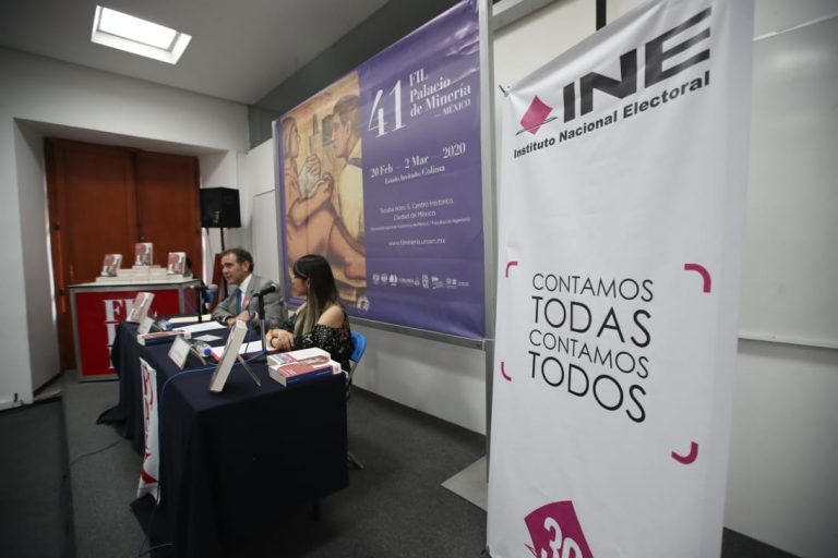 Presentación del libro “La democracia en América” en el marco de la 41 Feria Internacional del Libro.