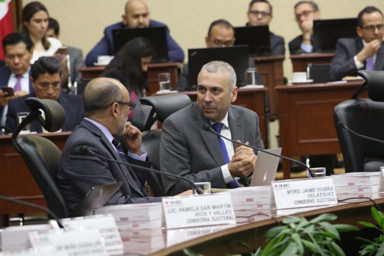 Jaime Rivera Velázquez y Benito Nacif Hernández, Consejeros Electorales.