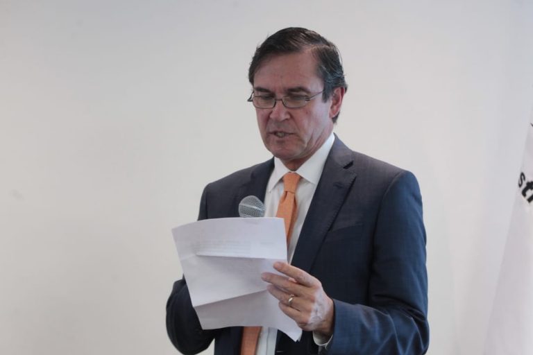 Edmundo Jacobo Molina Secretario Ejecutivo del INE.