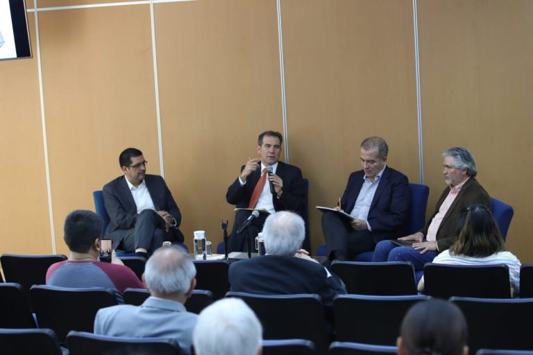 “Conversatorios: Autonomías Institucionales y Rendición de Cuentas”