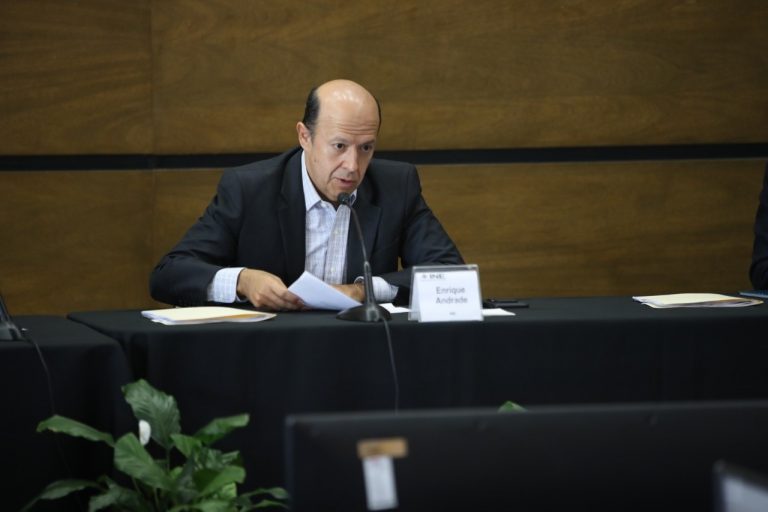 Consejero Enrique Andrade Presidente de la Comisión Temporal de Vinculación con Mexicanos residentes en  el Extranjero.