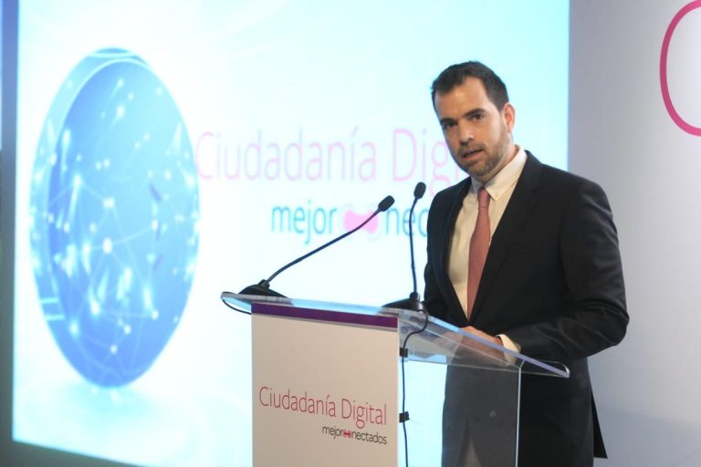 Héctor Faya Rodríguez, Vicepresidente de Asuntos Públicos en Edelman, la empresa independiente de comunicación y relaciones públicas.
