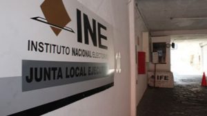 letrero con leyenda de Junta Local del INE en Tlaxcala