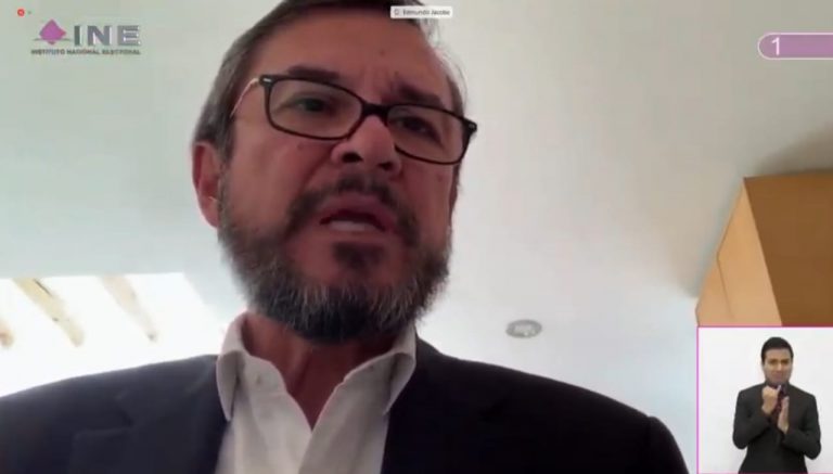 Edmundo Jacobo Molina, Secretario Ejecutivo.