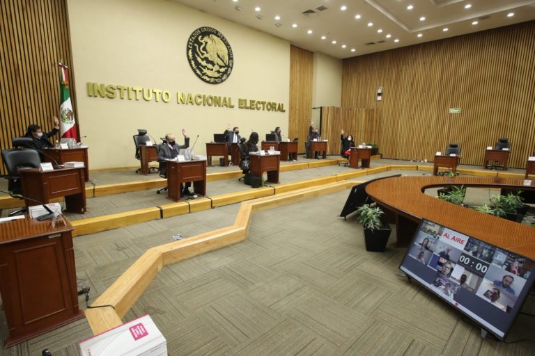 Sesión Extraordinaria del Consejo General,  transmitida por la plataforma virtual.