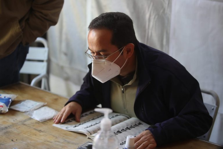 Con todas las medidas sanitarias se llevan a cabo las votaciones en los estado de Hidalgo y Coahuila.