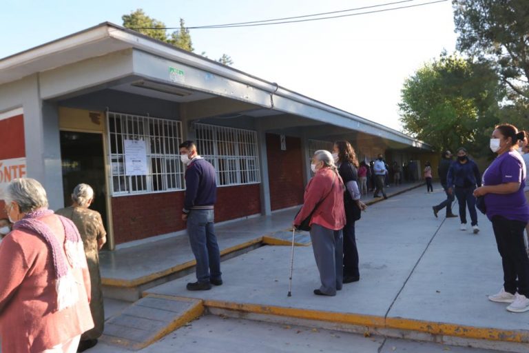 Con todas las medidas sanitarias se llevan a cabo las votaciones en los estado de Hidalgo y Coahuila.