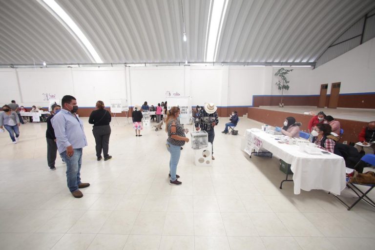 Con todas las medidas sanitarias se llevan a cabo las votaciones en los estado de Hidalgo y Coahuila.