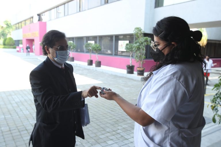 Se instaló filtro sanitario para todo el personal que trabaja en las Oficinas Centrales del Instituto.