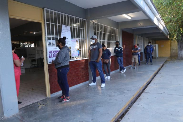 Con todas las medidas sanitarias se llevan a cabo las votaciones en los estado de Hidalgo y Coahuila.