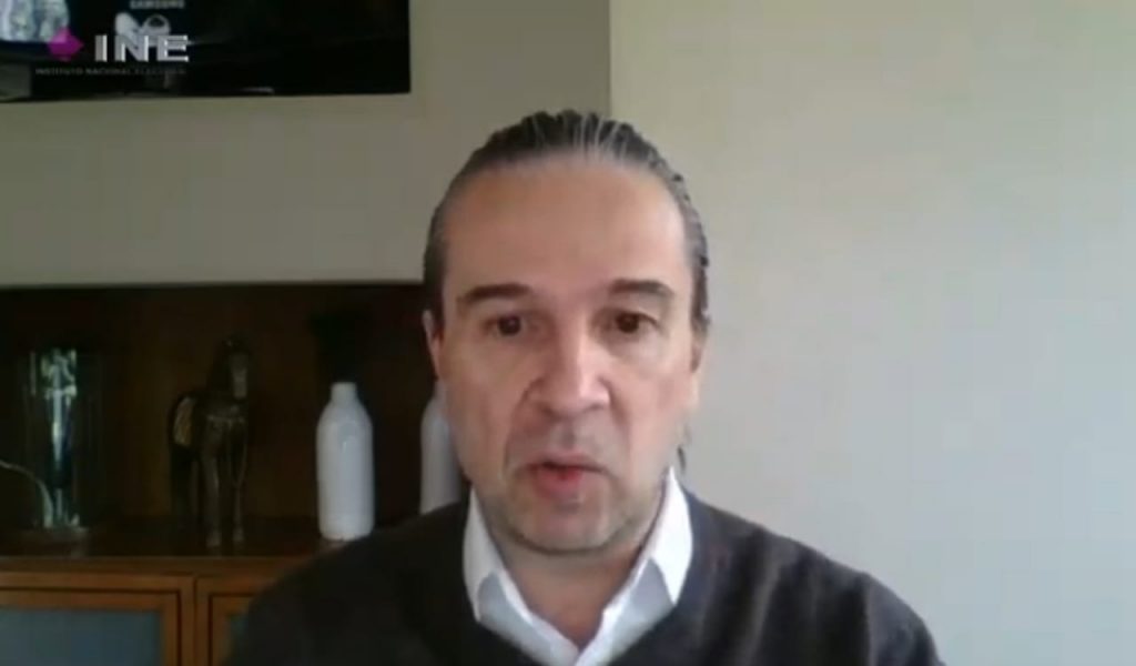 Andrés Levy Covarrubias, Covarrubias y Asociados.