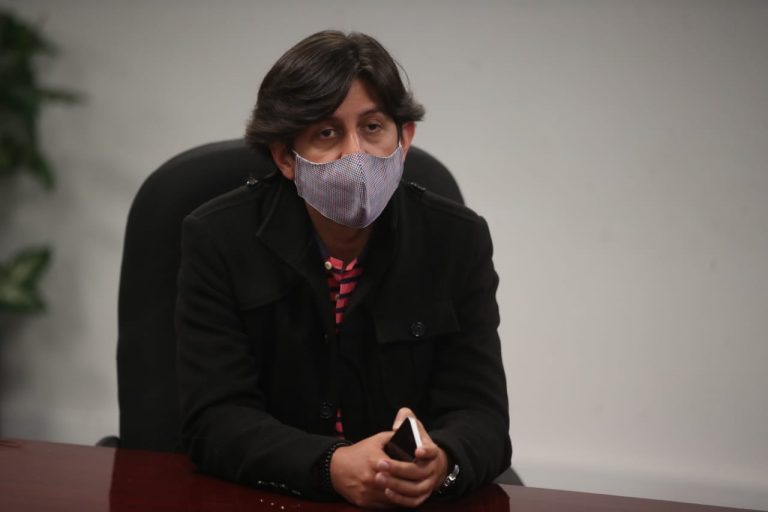 Representantes designados por los promoventes de la Consulta Popular.