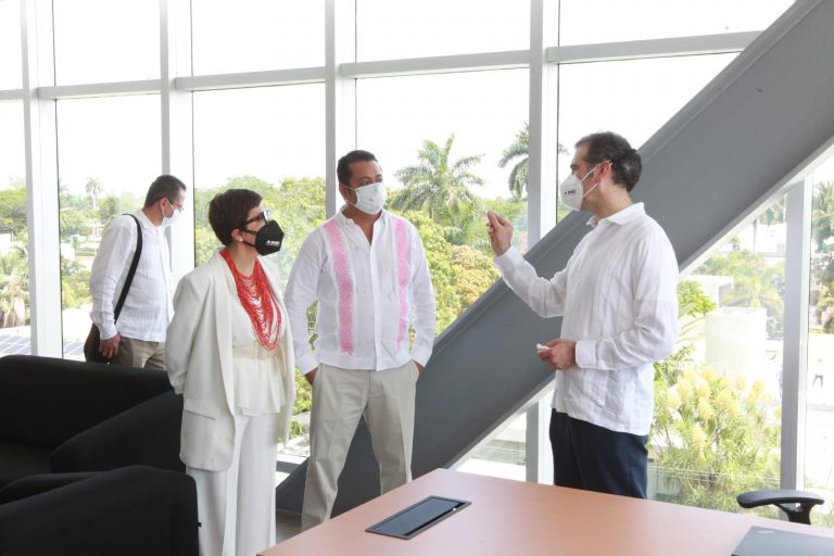 Recorrido por las nuevas instalaciones.