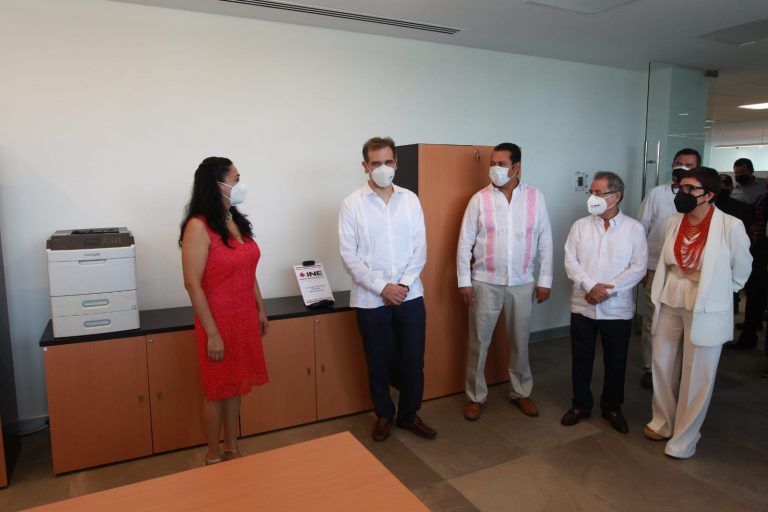 Recorrido por las nuevas instalaciones.