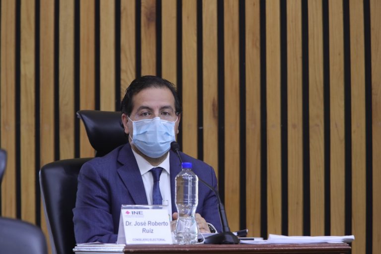 José Roberto Ruíz Saldaña, Consejero Electoral.