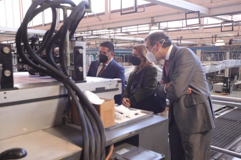 Recorrido por las instalaciones de Talleres gráficos en el  Inicio de la producción de papeleta para la Revocación del mandato.