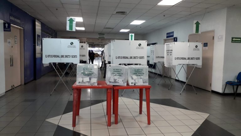 Participación del INE como observador en la elección del sindicato de General Motors, en Silao, Guanajuato.