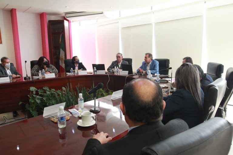 Reunión en la Junta Local de San Luis Potosí.